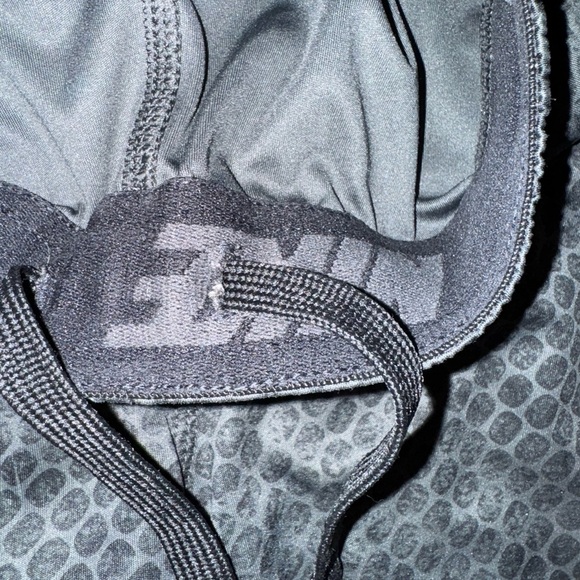 NIKE DRI FIT SHORTS BLACK/ GREY GEO PATTERN BASKETBALL SHORTS SIZE M - Picture 8 of 12